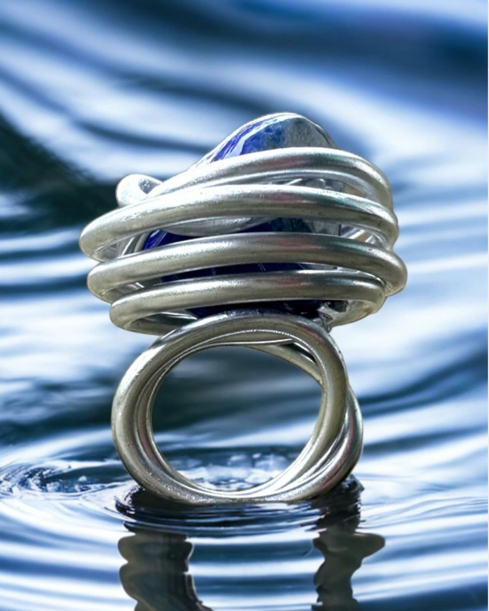 Spiral Sculpture Ring with Ceramic Porcelain